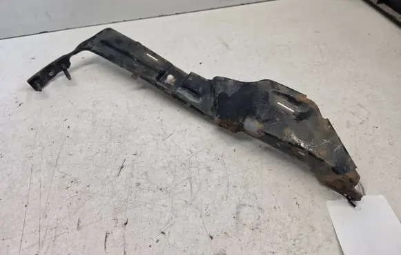 KIA Sorento Rear bumper mounting bracket 1234