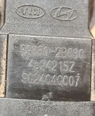 KIA Ceed Camshaft position sensor 393502B030 48242157 9024040007