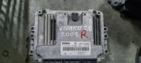 Opel Vivaro Engine control unit/module 0281015330 8200935115