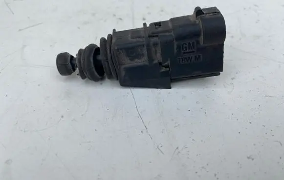 Saab 9-5 Bonnet alarm switch sensor 90355463