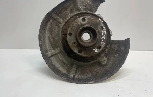 BMW 5 E60 E61 Rear wheel hub