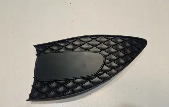 Mercedes-Benz B W247 Front bumper lower grill