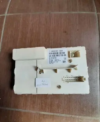 Mercedes-Benz E A207 Window control relay A2079003700 A2079010000