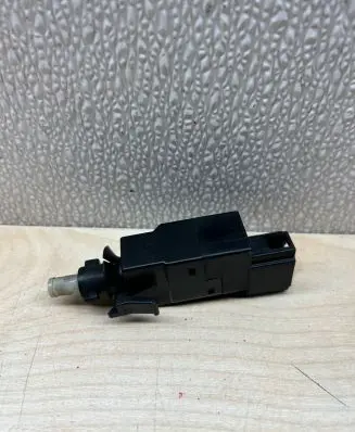 Mercedes-Benz E W211 Brake pedal sensor switch 0015454009