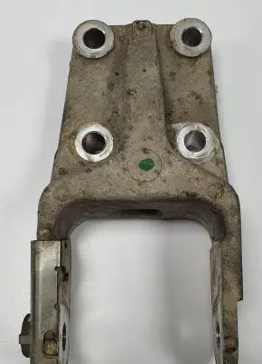 Citroen C5 Engine mount bracket 9646119980
