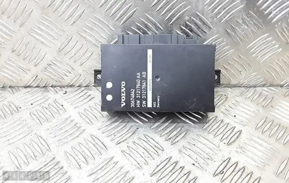 Volvo V70 Tailgate/trunk control unit/module 30674842 31217840