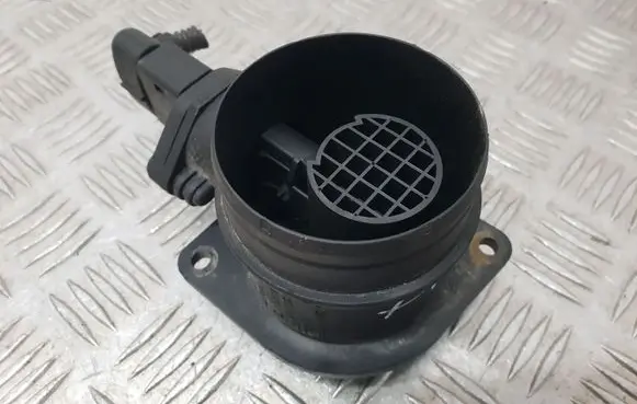 Skoda Fabia Mk1 (6Y) Mass air flow meter 0281002531 038906461B