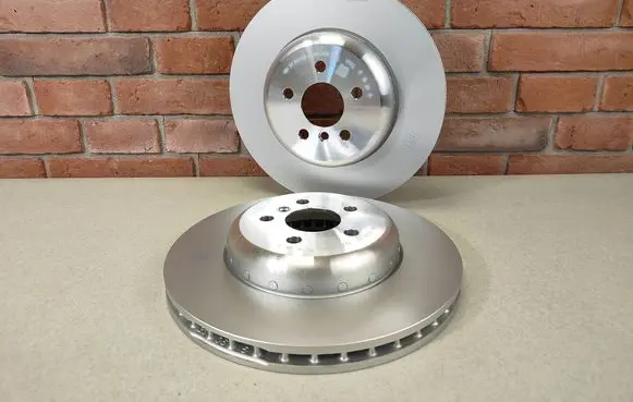 BMW i5 G60 Front brake disc 8831464 8887411