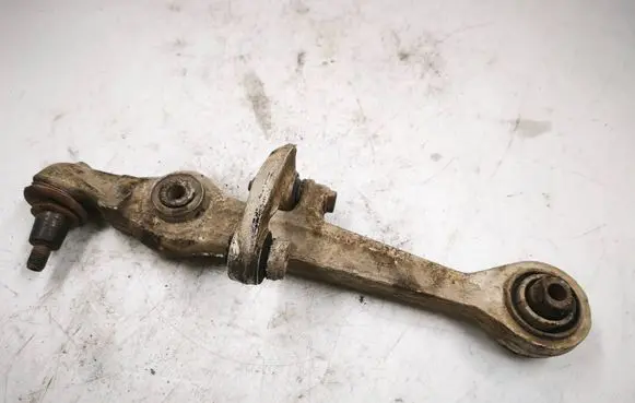 Audi A4 S4 B5 8D Front lower control arm/wishbone
