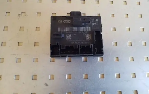 Audi A5 8T 8F Door control unit/module 8T0959792J
