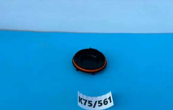 Ford Focus Headlight/headlamp dust cover VPCX2X-13K060-A