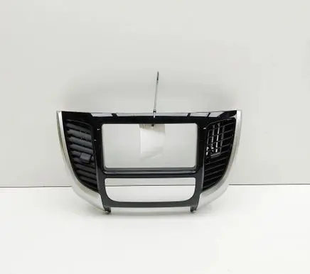 Mitsubishi L200 Dashboard air vent grill cover trim 8002B808ZZ 8701A552