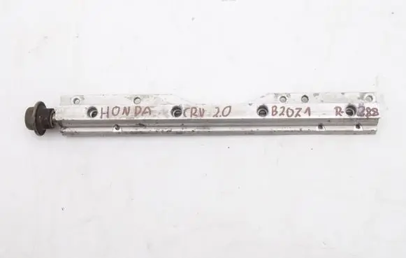 Honda CR-V Fuel main line pipe