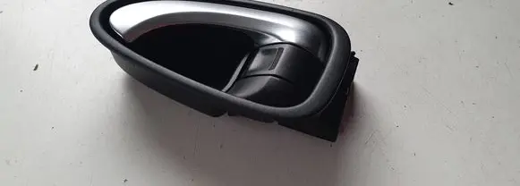 Toyota Avensis T270 Rear door interior handle