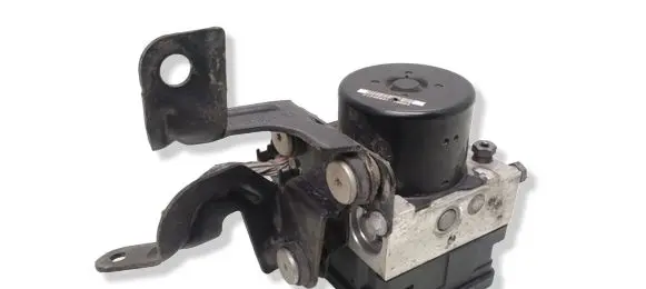 Ford Fiesta ABS Pump AV592C405CC