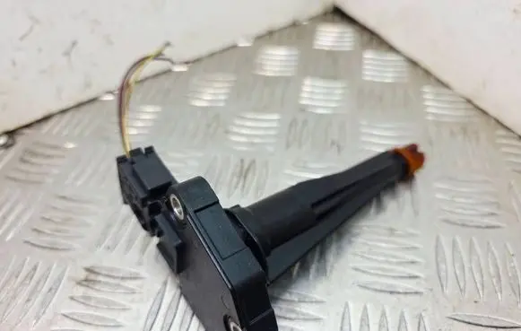 BMW 3 F30 F35 F31 Oil level sensor 8638755 6PR01049717