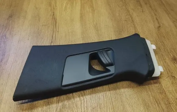 Porsche Macan (95B) (B) pillar trim (top) 95B867293