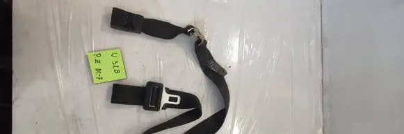 Opel Corsa B Middle seatbelt (rear) MODELM90 04267