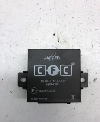 Mercedes-Benz E W212 Tow bar relay 52044504 10R02114905