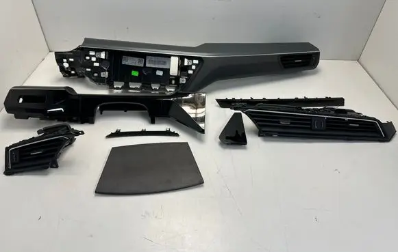 Audi e-tron Dashboard glove box trim 495026122 4K1857736 4KL820901