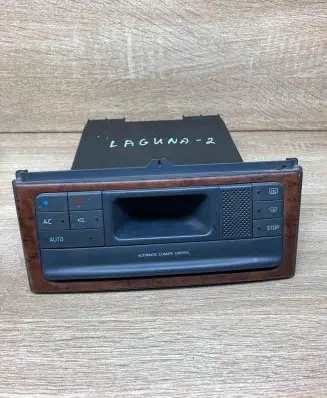 Renault Laguna I Climate control unit 7700425674 9140010332