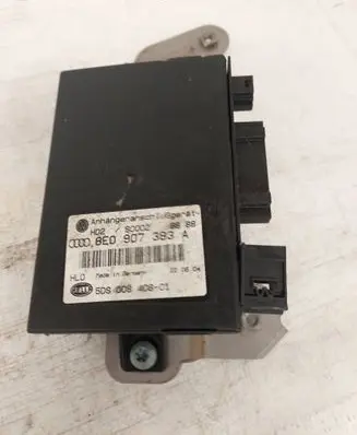 Volkswagen Caddy Tow bar trailer control unit/module 8E0907383A 5DS00840801