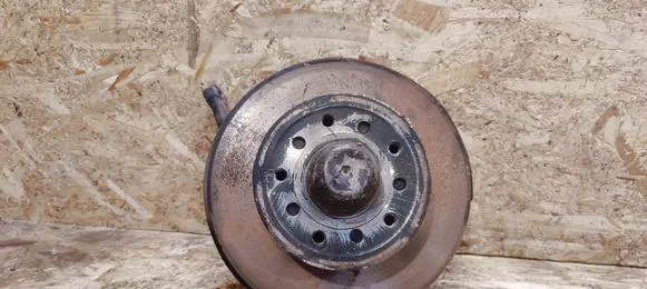 Mercedes-Benz SL R107 Front wheel hub spindle knuckle