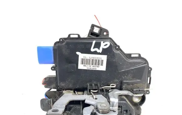 Skoda Roomster (5J) Front door lock 5J1837015