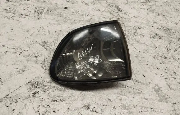 BMW 7 E38 Front indicator light 084441504R