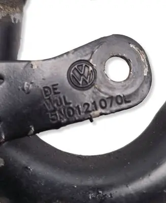 Volkswagen PASSAT B6 Engine coolant pipe/hose 5N012170L
