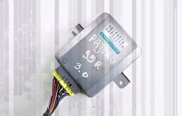Mitsubishi Pajero Other control units/modules MR159576