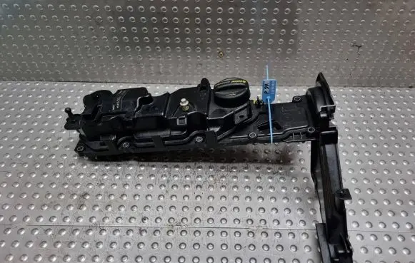 Volvo S40 Rocker cam cover 9689112980