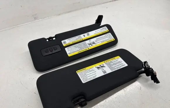 Dodge Hornet Sun visor 68536094AA 7QH54U3RAA 68536095AA