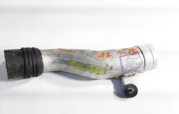 Audi Q7 4L Air intake hose/pipe 