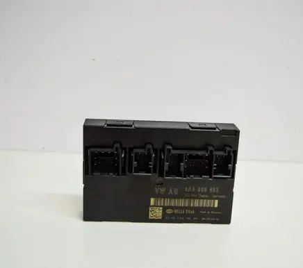 Volkswagen PASSAT B7 Central body control module 3AA959433