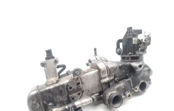 Opel Insignia A EGR valve 