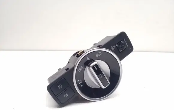 Mercedes-Benz C W204 Light switch A2049058002