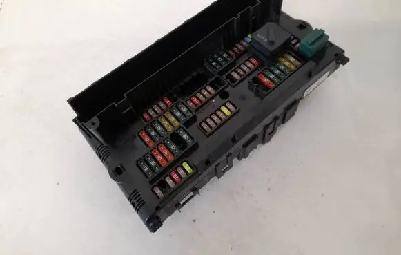 BMW 5 GT F07 Fuse box set 923442101 9234421-01