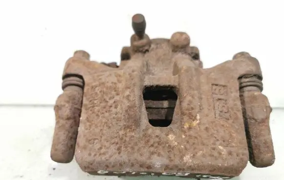 Mitsubishi Outlander Rear brake caliper