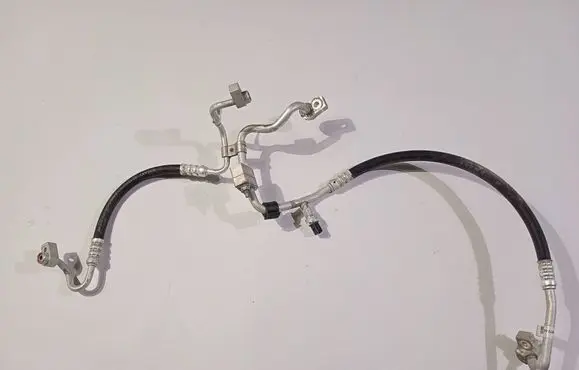 Ford Explorer VI Air conditioning (A/C) pipe/hose L1MH19667AB