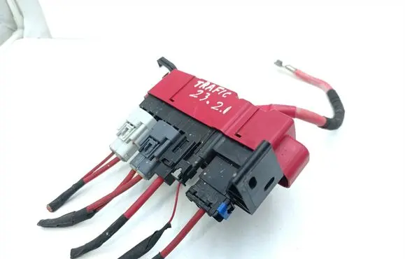Renault Trafic III (X82) Positive cable (battery) 241143453R BFT2X82Y 030127110