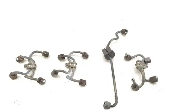 BMW X3 E83 Fuel injector supply line/pipe 