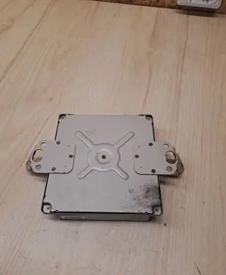 Subaru Legacy Engine control unit/module 22611AG100 A18000DIY 0229