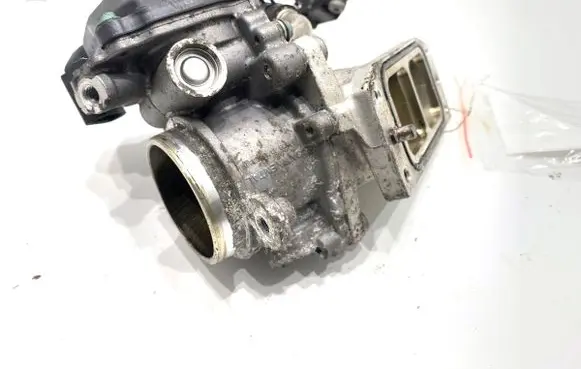 Volkswagen Golf VII Engine shut-off valve 04L128063T
