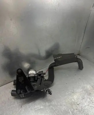 Audi A6 S6 C7 4G Coolant heater control valve 8E0820035B 400399D