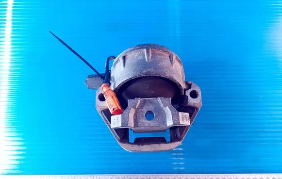 Audi A6 S6 C7 4G Engine mount bracket W18416