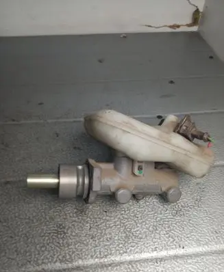 Peugeot Partner Master brake cylinder