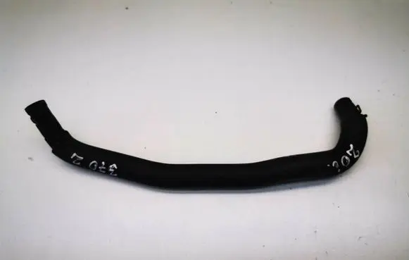 Nissan 370Z Engine coolant pipe/hose