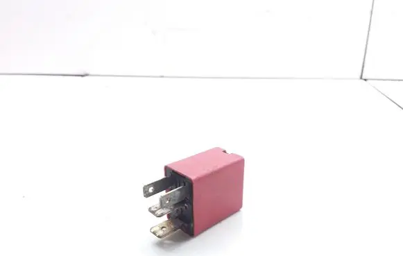 Lancia Lybra Hazard warning light relay 46520412 232005