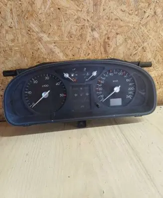 Renault Laguna II Speedometer (instrument cluster) 501018550077 7L0CCH62 8200218863